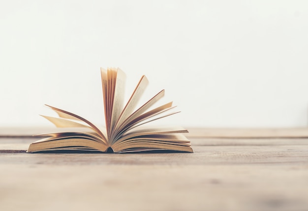 A股严重被低估的票有哪些？